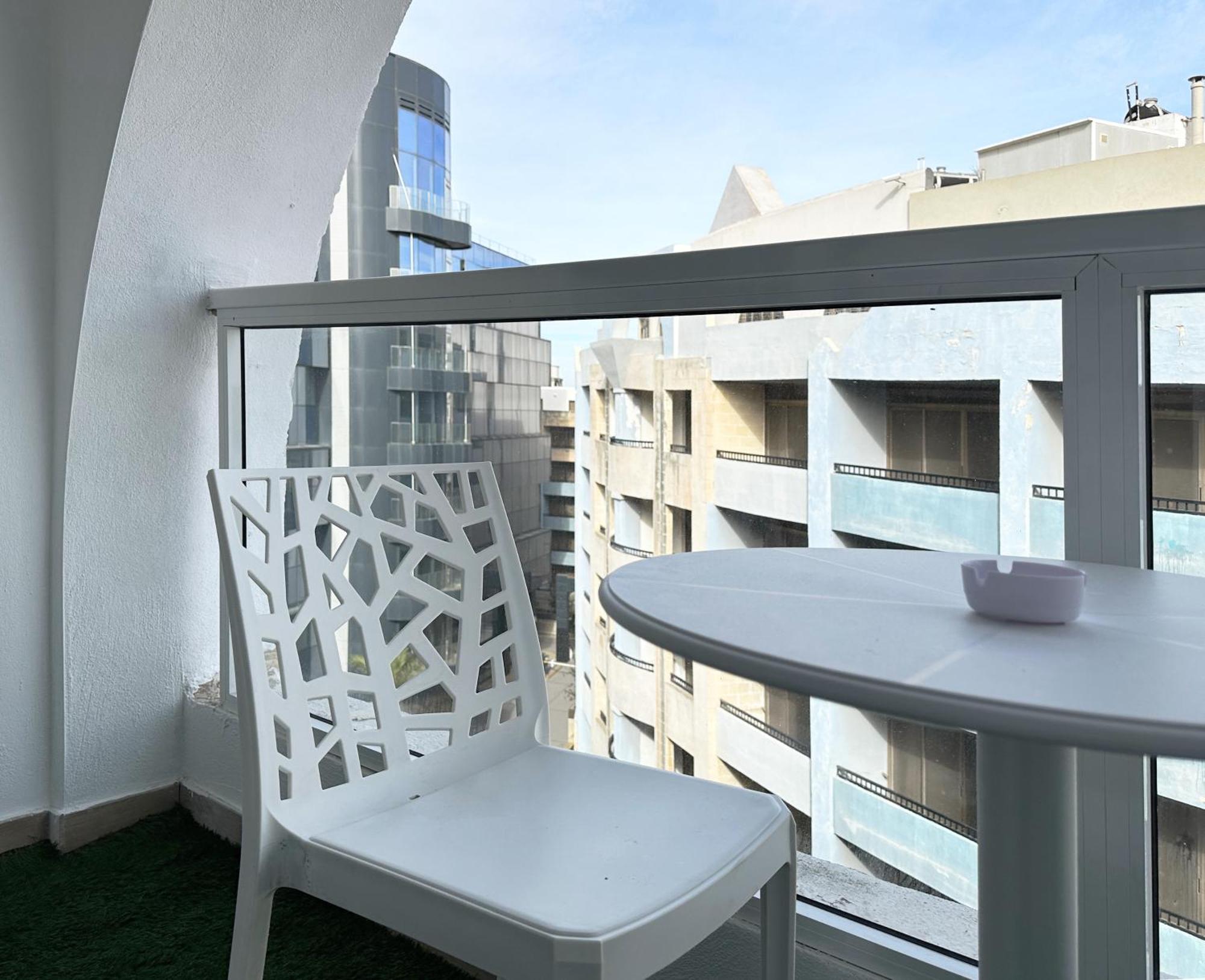 Miami Apartments Saint Julian's ภายนอก รูปภาพ