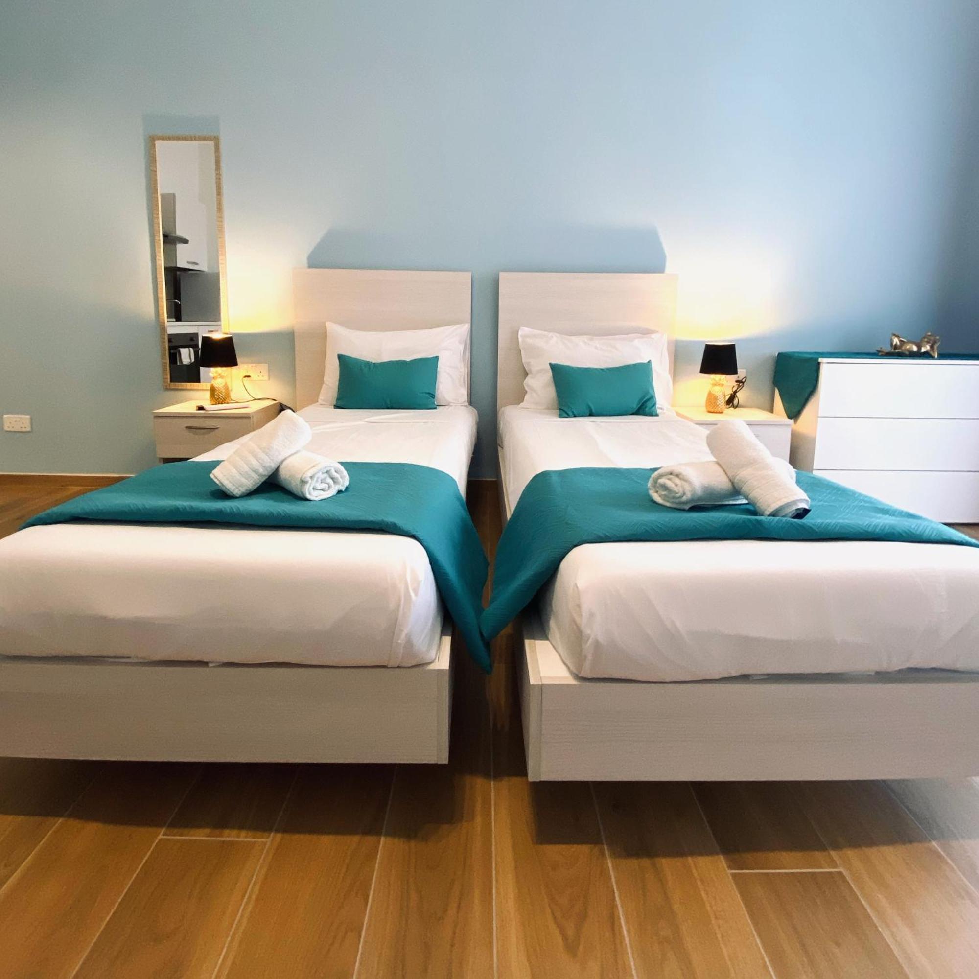 Miami Apartments Saint Julian's ภายนอก รูปภาพ