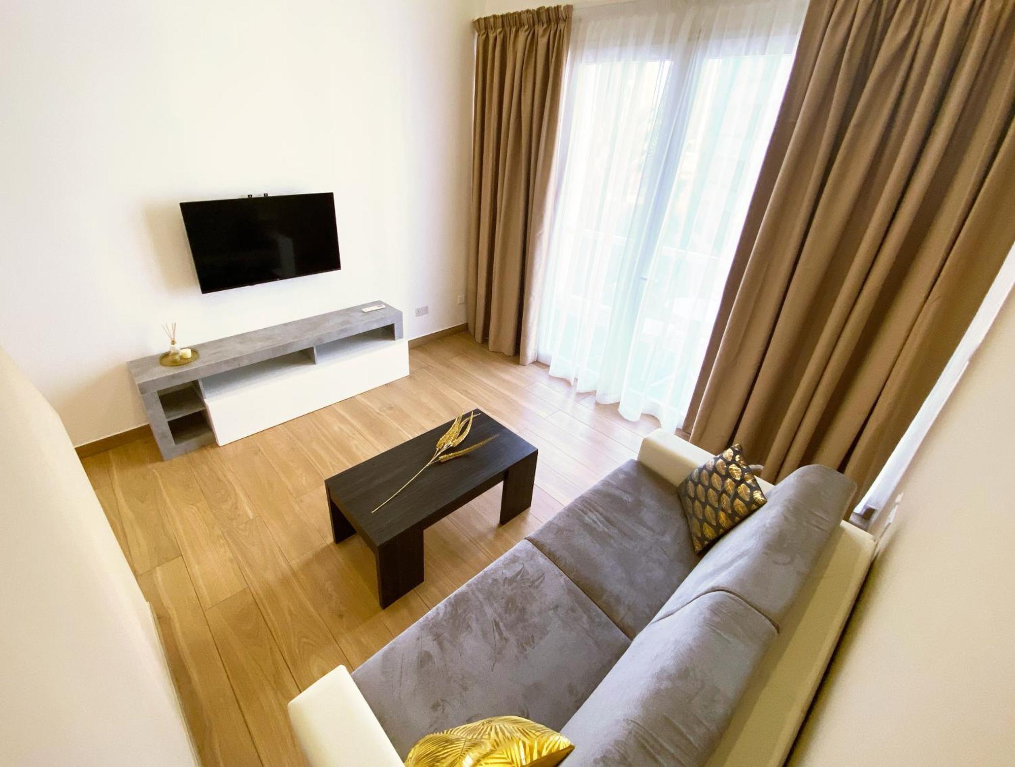 Miami Apartments Saint Julian's ภายนอก รูปภาพ