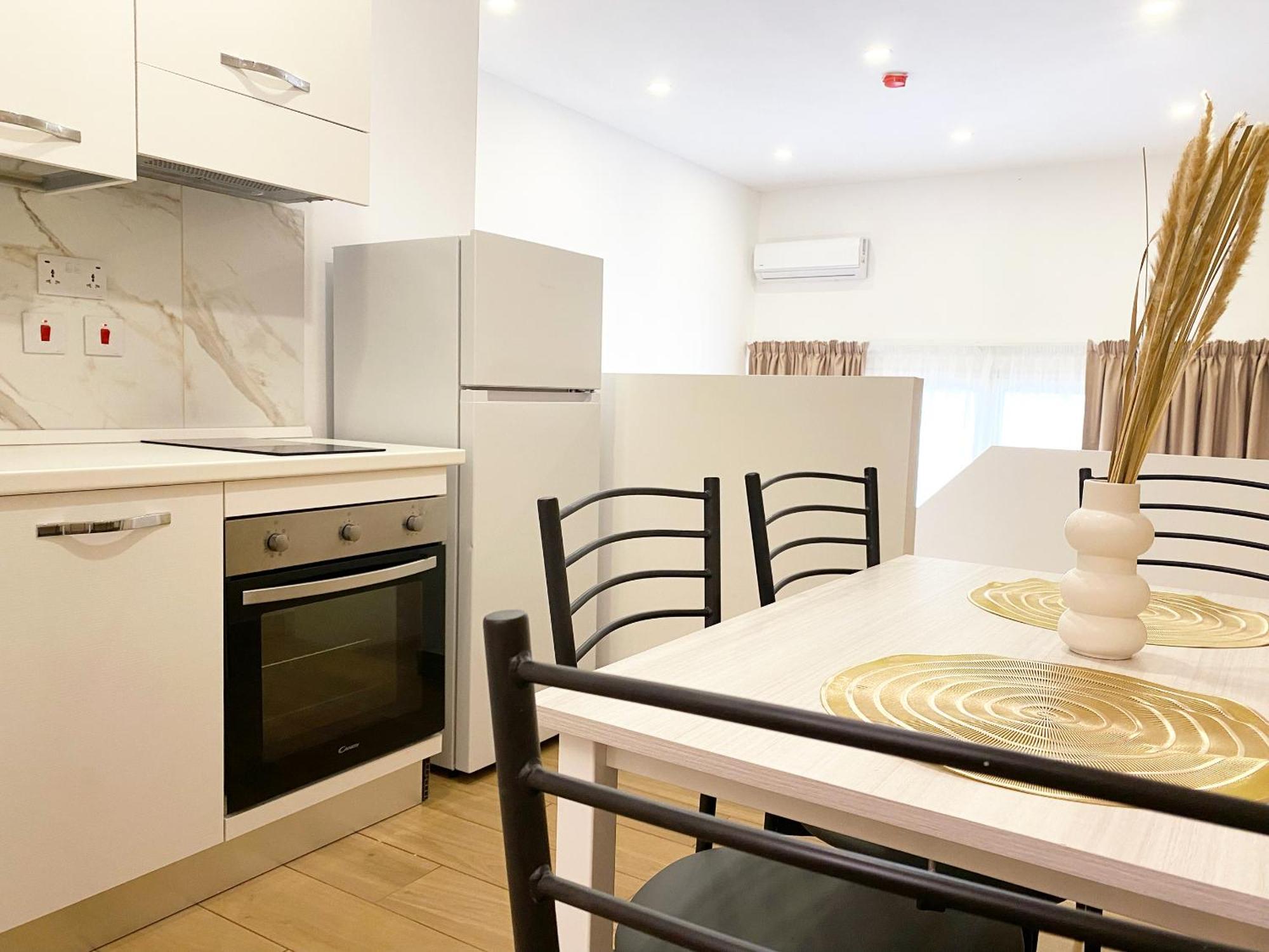 Miami Apartments Saint Julian's ภายนอก รูปภาพ