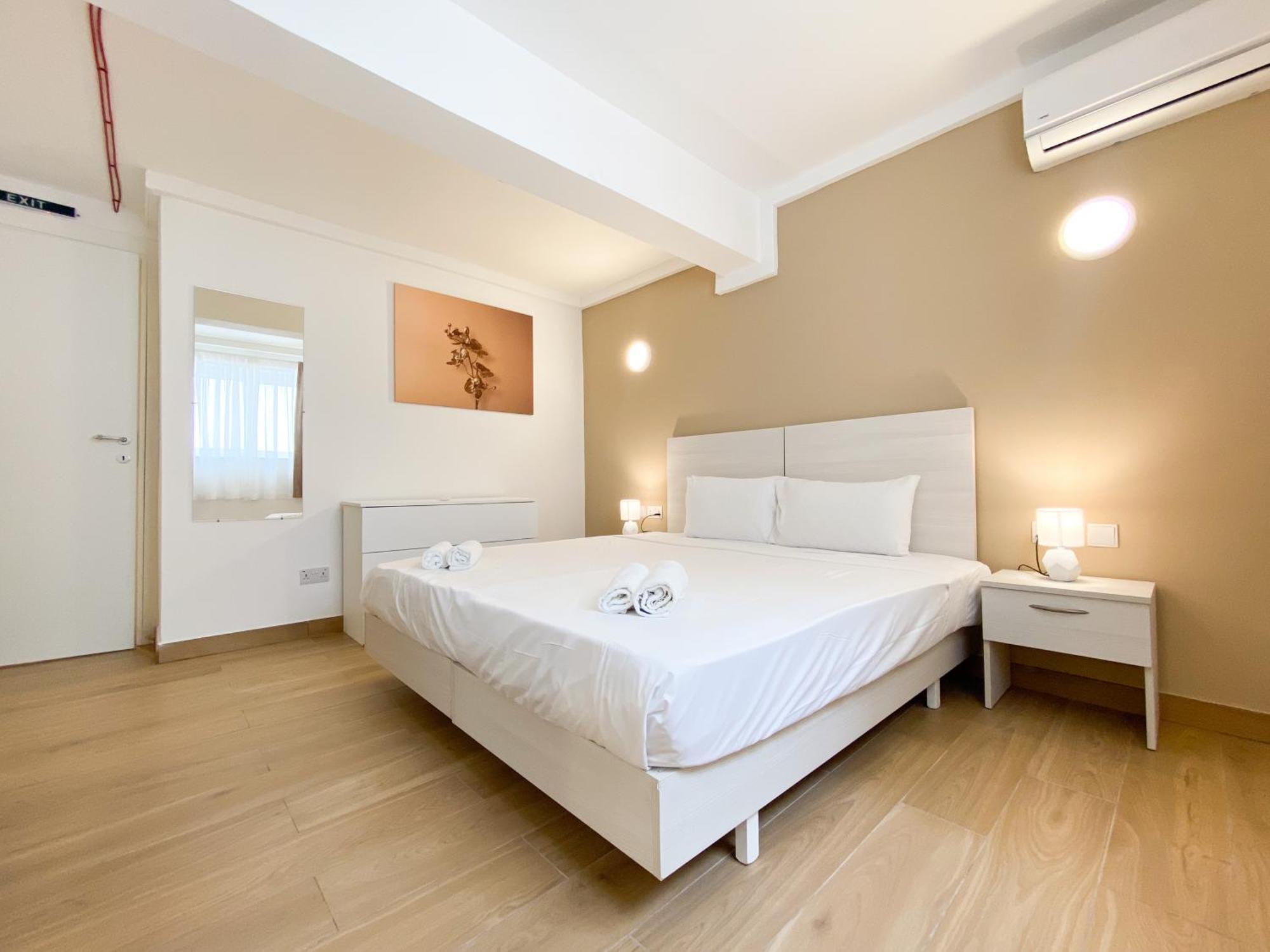 Miami Apartments Saint Julian's ภายนอก รูปภาพ